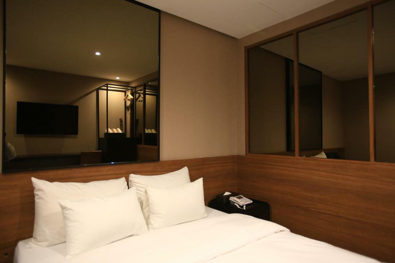 Yeoksam Hotel Star Premier Seoul Exterior photo